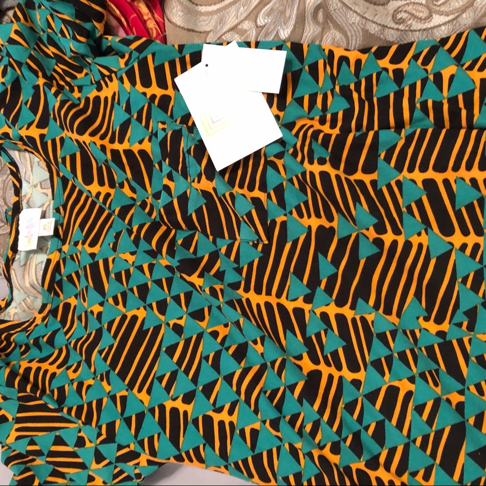 Lularoe - Picture 2 of 7